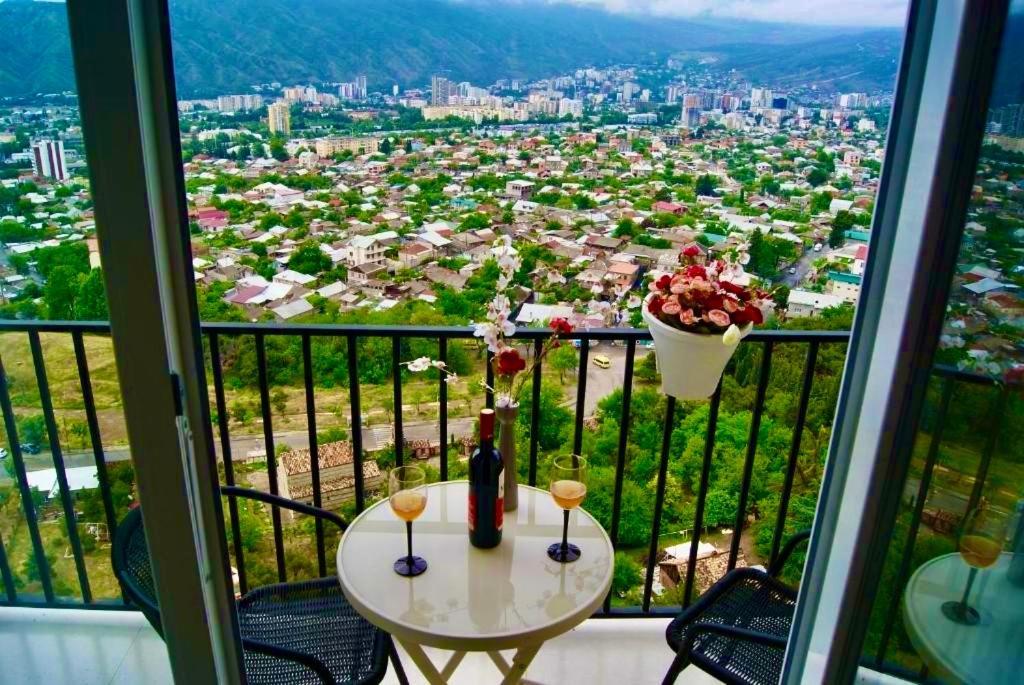 Vazi Aparthotel Tbilissi Extérieur photo