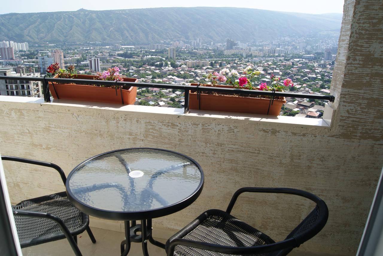Vazi Aparthotel Tbilissi Extérieur photo